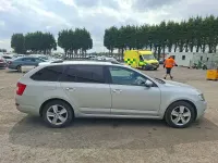Begagnad Skoda Octavia SE 2014 Silver Kombi