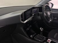 Used Vauxhall Mokka Design Edition 101 HP (74 kW) 2023 White SUV