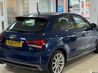 Usado Audi A1 Sportback S-Line 125 HP (91 kW) 2018 Azul Citadino