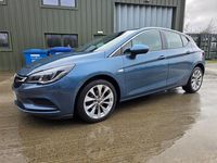 Used Vauxhall Astra Design Edition 125 HP (91 kW) 2016 Blue Hatchback