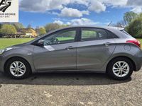 Usado Hyundai i30 Active 110 HP (80 kW) 2013 Cinzento Citadino