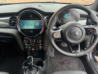 Used Mini Cooper Exclusive 134 HP (98 kW) 2024 Black Hatchback