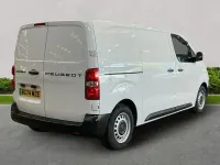 Used Peugeot e-Expert 100 kW (136 HP) 2024 White Van