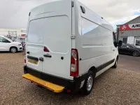 Used Vauxhall Movano 145 HP (106 kW) 2018 White MPV