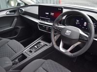 New Seat Leon FR 200 HP (147 kW) 2025 White Hatchback