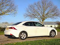 Used Lexus IS300h 223 HP (164 kW) 2014 White Sedan