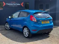 Used Ford Fiesta Titanium 100 HP (73 kW) 2014 Blue Hatchback