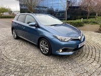 used Toyota Auris Hybrid 