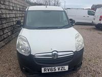 Used Vauxhall Combo 89 HP (65 kW) 2015 White Van