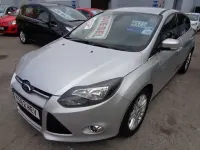 Usado Ford Focus Titanium 115 HP (84 kW) 2012 Prateado Citadino