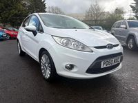 Used Ford Fiesta Titanium 96 HP (70 kW) 2011 White Hatchback