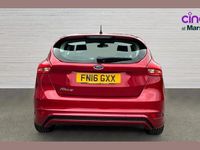 Used Ford Focus Zetec 117 HP (86 kW) 2016 Red Hatchback