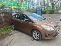 Używany Ford C-MAX Zetec 2015 Złoty Minivan