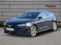 Begagnad Ford Focus ST-Line 123 HK (90 kW) 2023 Svart Halvkombi