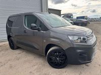Used Citroën Berlingo 100 HP (73 kW) 2022 Grey MPV