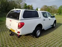 Usado Mitsubishi L200 134 HP (98 kW) 2014 Branco Pickup