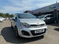 Used Kia Rio 84 HP (61 kW) 2012 Silver Hatchback