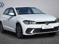 Used VW Polo Life 95 HP (69 kW) 2023 Pure white Hatchback