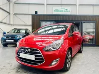 Used Hyundai ix20 SE 125 HP (91 kW) 2017 Red Hatchback