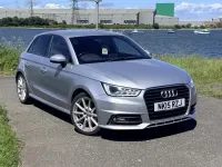 Used Audi A1 Sportback S-Line 125 HP (91 kW) 2015 Multicolour Hatchback