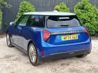 Used Mini Cooper SE 160 kW (218 HP) 2024 Blue Hatchback