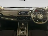 Used Nissan Qashqai Visia 140 HP (102 kW) 2022 Red SUV