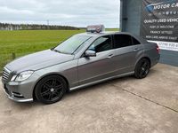 Usado Mercedes E220 2013 Prateado Sedan