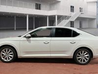 Used Skoda Superb SE Technology 150 HP (110 kW) 2018 White Hatchback