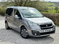 Gebraucht Peugeot TePee Allure 2019 Grau Van / Kleinbus