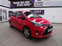 Used Toyota Yaris Hybrid 2016 Red Hatchback