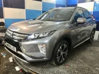 Usado Mitsubishi Eclipse 163 HP (119 kW) 2020 Cinzento SUV