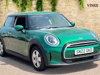 Used Mini ONE Classic 101 HP (74 kW) 2022 Green Hatchback