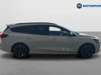 Used Ford Focus ST-Line X 155 HP (114 kW) 2023 White Estate
