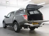 Used Mitsubishi L200 178 HP (130 kW) 2015 Earth green Pickup