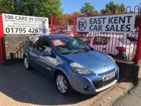 Usado Renault Clio II Initiale 111 HP (81 kW) 2009 Azul Citadino