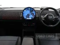 Usado Mini Countryman Sport 170 CV (125 kW) 2025 Verde SUV
