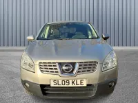 Used Nissan Qashqai Acenta 114 HP (83 kW) 2009 Silver SUV