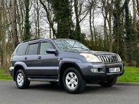 Used Toyota Land Cruiser 173 HP (127 kW) 2007 Grey SUV