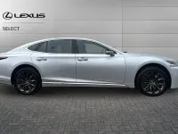 Used Lexus LS500h 359 HP (264 kW) 2018 Silver Sedan