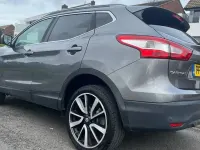 Used Nissan Qashqai S 115 HP (84 kW) 2015 Grey SUV