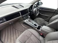 Used Porsche Macan S 348 HP (255 kW) 2019 Black SUV