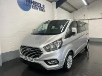 Begagnad Ford Tourneo Custom Titanium 2022 Silver Van