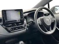 Used Toyota Corolla Design 122 HP (89 kW) 2021 Silver Hatchback