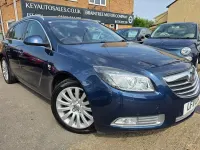 Used Vauxhall Insignia Elite 160 HP (117 kW) 2011 Blue Estate