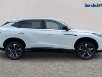 Used MG HS Trophy 170 HP (125 kW) 2024 Solid  white pearl SUV