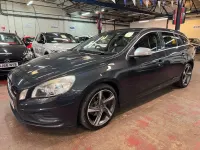 Used Volvo V60 R-Design 115 HP (84 kW) 2012 Grey Estate
