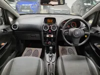 Begagnad Vauxhall Corsa 100 HK (73 kW) 2010 Grå Halvkombi