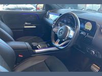 Usado Mercedes GLA200 Executive 161 HP (118 kW) 2023 Prateado SUV
