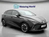 Begagnad MG MG4 EV Trophy 319 kW (435 HK) 2023 Svart Halvkombi