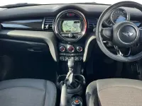 Used Mini ONE Hatch 101 HP (74 kW) 2017 Red Hatchback